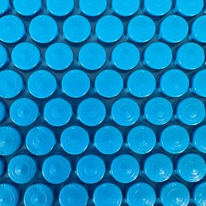 مقایسه روکش حبابدار استخر و ساده