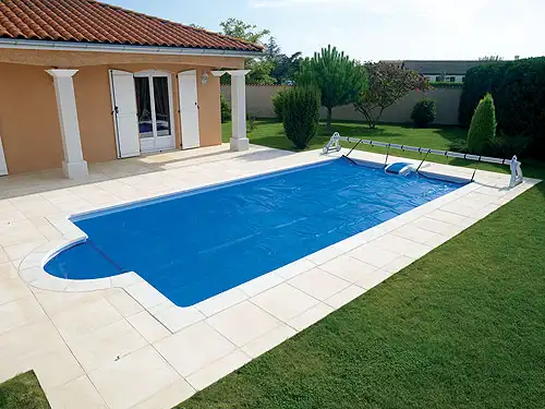 روکش حبابدار استخر با قیمت عمده